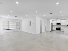 491 SE 19th Avenue, Pompano Beach FL 33060
