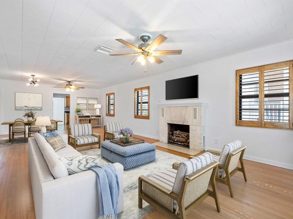 1023 S Palmway, Lake Worth Beach FL 33460
