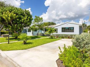 1023 S Palmway, Lake Worth Beach FL 33460