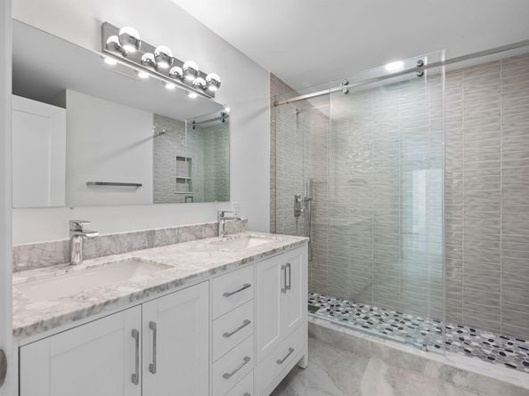 1023 S Palmway, Lake Worth Beach FL 33460