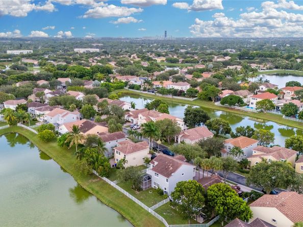 1858 NW 74th Way, Hollywood FL 33024