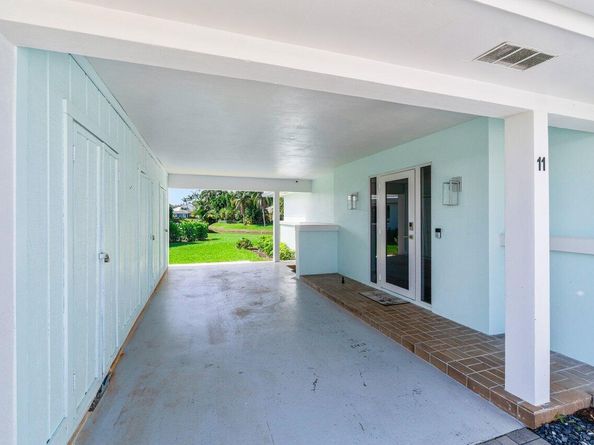 11 Slash Pine Drive, Boynton Beach FL 33436
