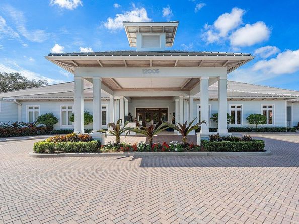11 Slash Pine Drive, Boynton Beach FL 33436