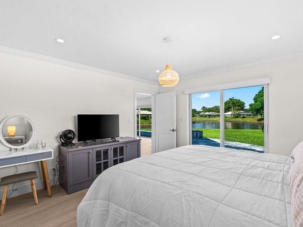 11 Slash Pine Drive, Boynton Beach FL 33436