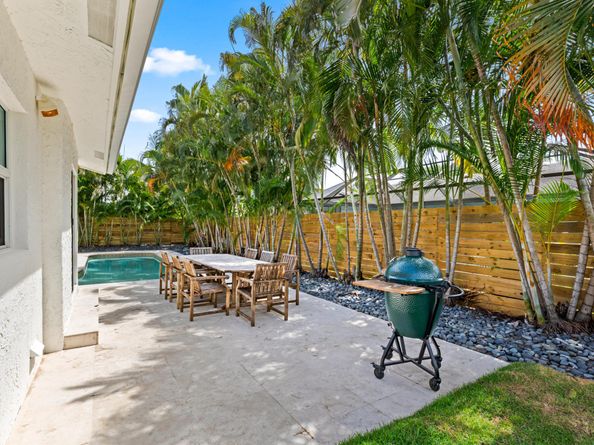 3307 NW 28th Terrace, Boca Raton FL 33434
