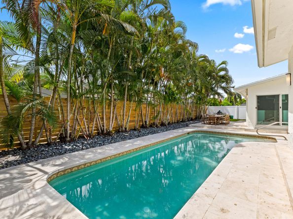 3307 NW 28th Terrace, Boca Raton FL 33434