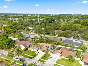 3307 NW 28th Terrace, Boca Raton FL 33434