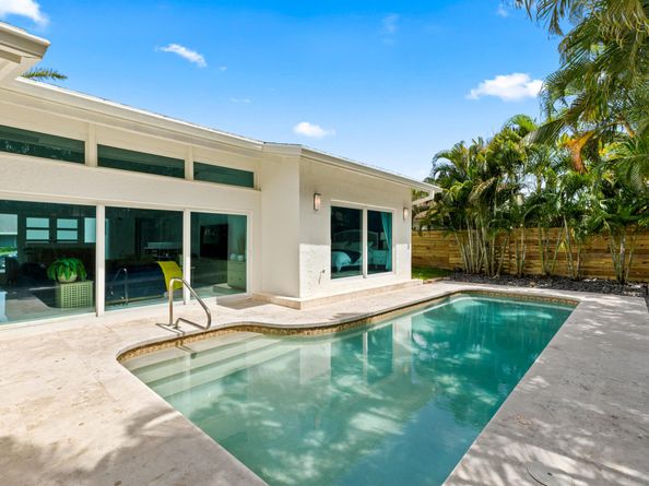 3307 NW 28th Terrace, Boca Raton FL 33434