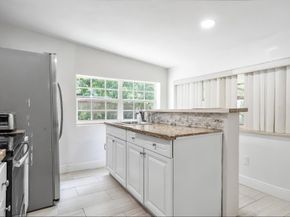 4520 SW 38th St, West Park FL 33023