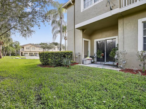 4230 SW 132 Way 9106, Miramar FL 33027