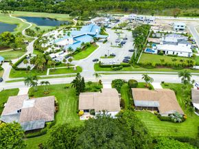 13692 Crosspointe Drive, Palm Beach Gardens FL 33418