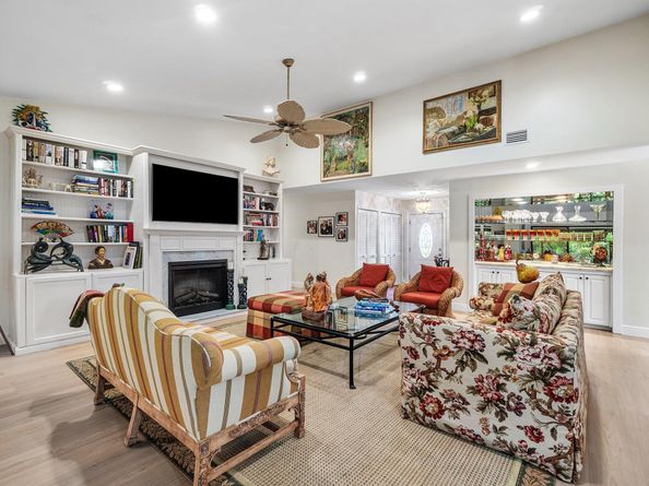 13692 Crosspointe Drive, Palm Beach Gardens FL 33418