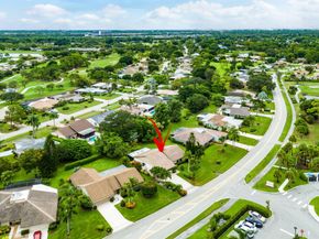 13692 Crosspointe Drive, Palm Beach Gardens FL 33418