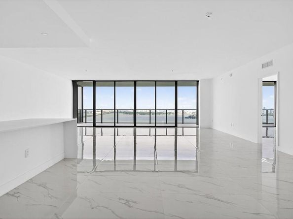 700 NE 24th Street 5202, Miami FL 33137