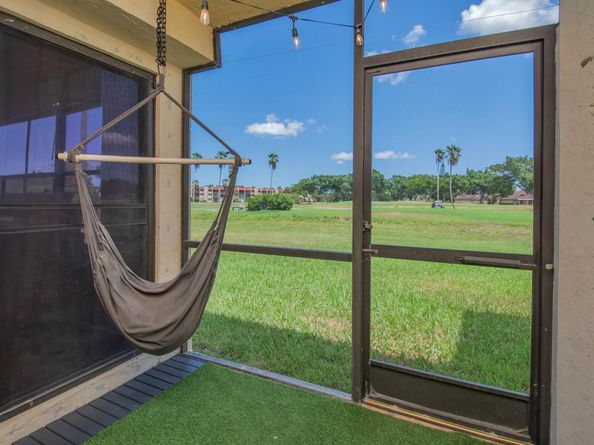 4696 Lucerne Lakes Boulevard 102, Lake Worth FL 33467