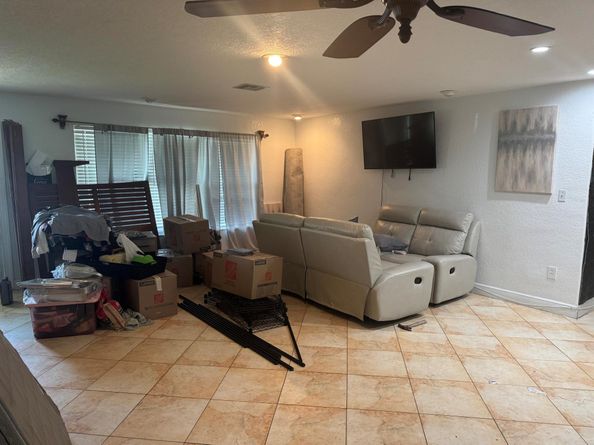6621 Boxwood Drive, Miramar FL 33023