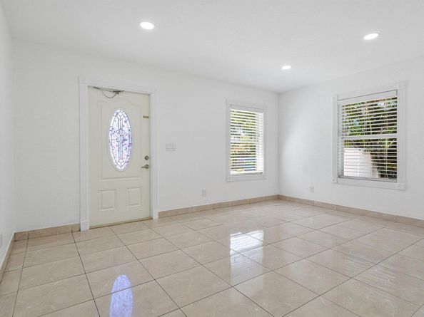 3837 Riedel Avenue, Palm Springs FL 33461