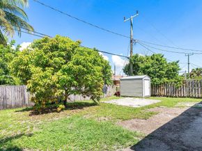 3837 Riedel Avenue, Palm Springs FL 33461
