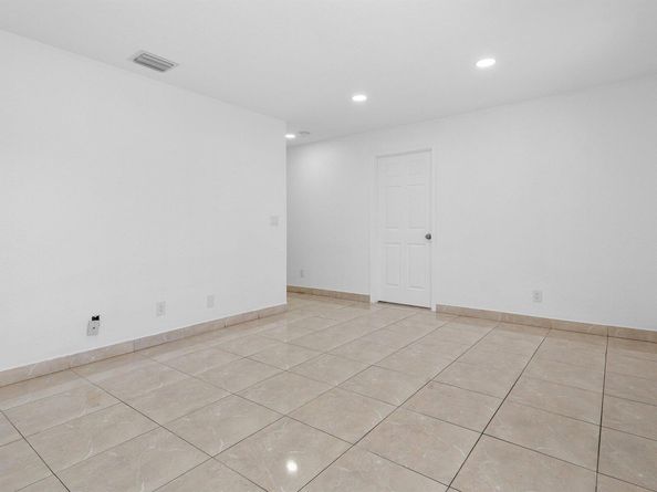 3837 Riedel Avenue, Palm Springs FL 33461