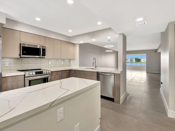 14095 Royal Vista Drive 202, Delray Beach FL 33484