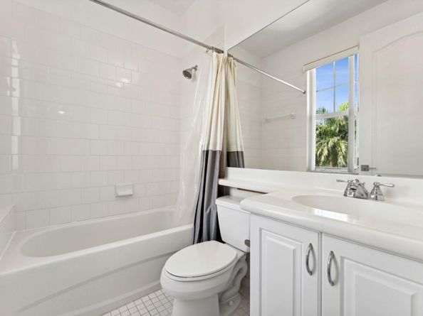 671 NW 38th Circle, Boca Raton FL 33431