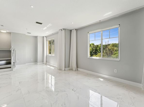 671 NW 38th Circle, Boca Raton FL 33431