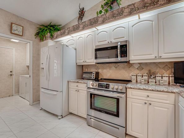 6459 Mill Pointe Circle, Delray Beach FL 33484