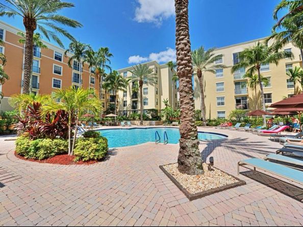 630 S Sapodilla Avenue 431, West Palm Beach FL 33401