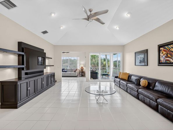 5166 Lake Catalina Drive D, Boca Raton FL 33496