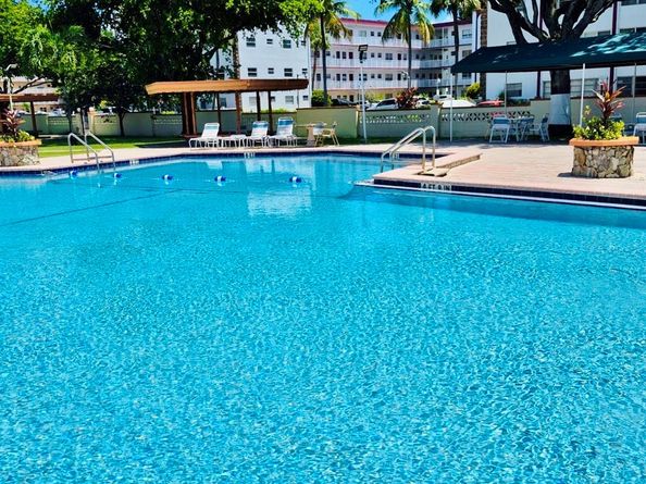 4000 NW 44th 106, Lauderdale Lakes FL 33319