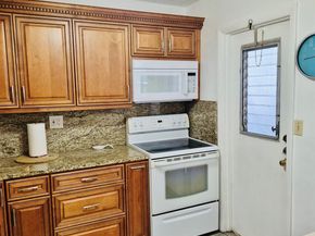 4000 NW 44th 106, Lauderdale Lakes FL 33319