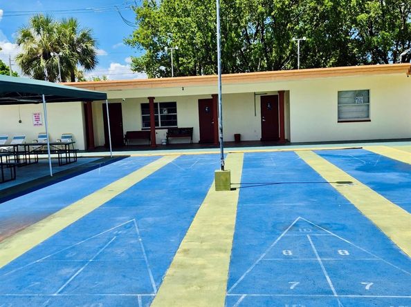 4000 NW 44th 106, Lauderdale Lakes FL 33319