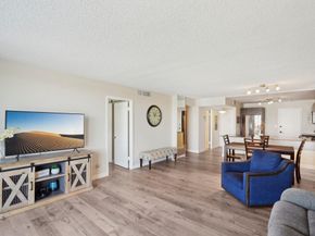 427 Golden Isles Dr 6D, Hallandale Beach FL 33009