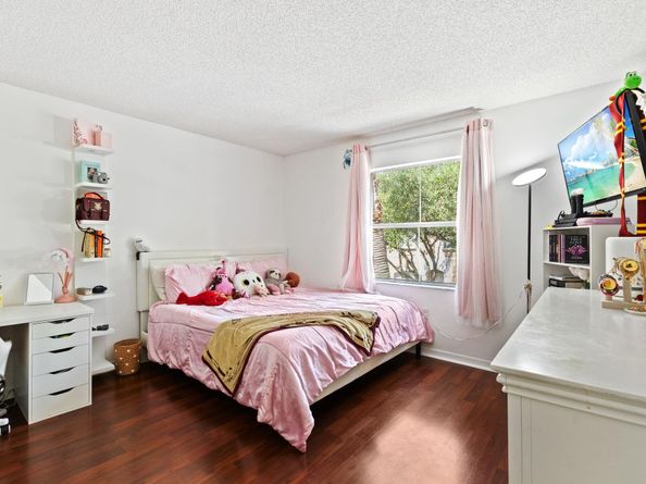 4035 Tree Tops Rd, Hollywood FL 33026