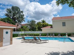 4035 Tree Tops Rd, Hollywood FL 33026
