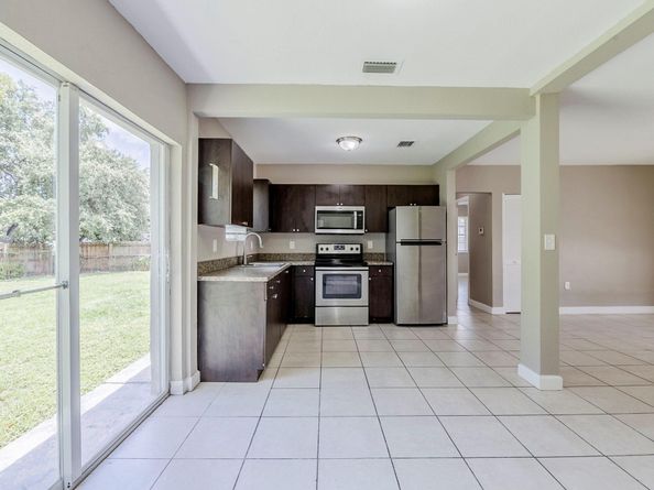 745 NW 144th St, Miami FL 33168