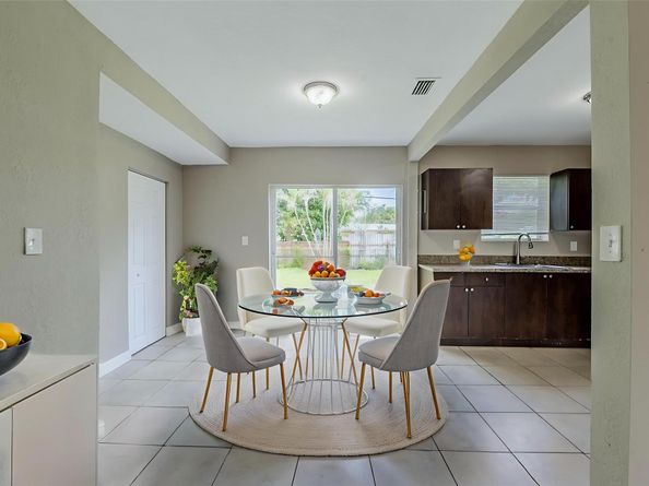 745 NW 144th St, Miami FL 33168