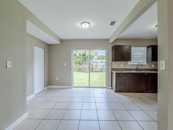 745 NW 144th St, Miami FL 33168