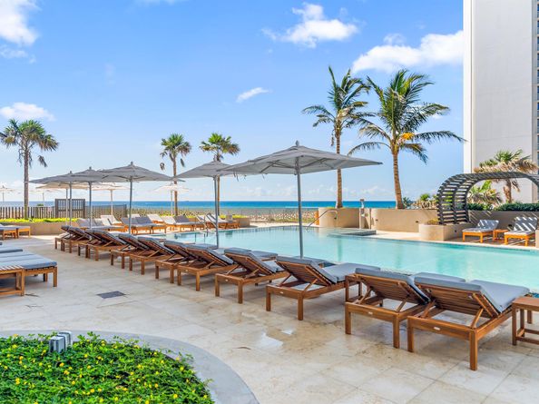 3100 N Ocean Drive H1710, Singer Island FL 33404