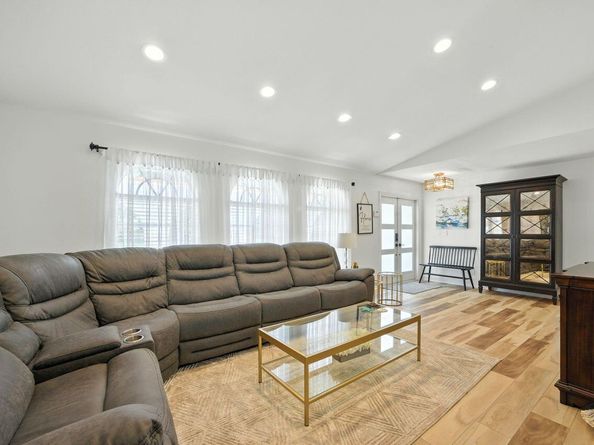 2436 Timbercreek Circle NW, Boca Raton FL 33431