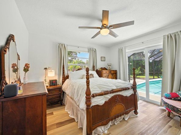 2436 Timbercreek Circle NW, Boca Raton FL 33431