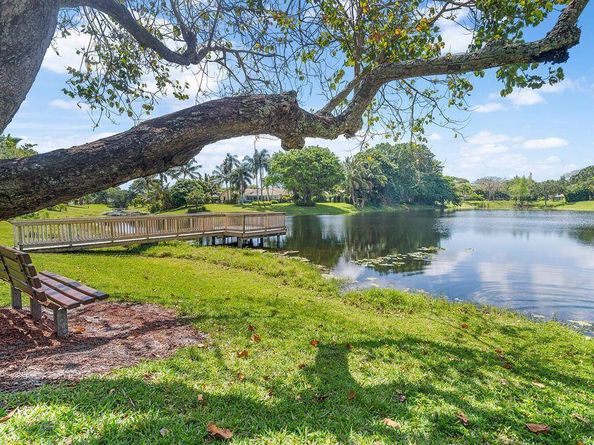 2436 Timbercreek Circle NW, Boca Raton FL 33431