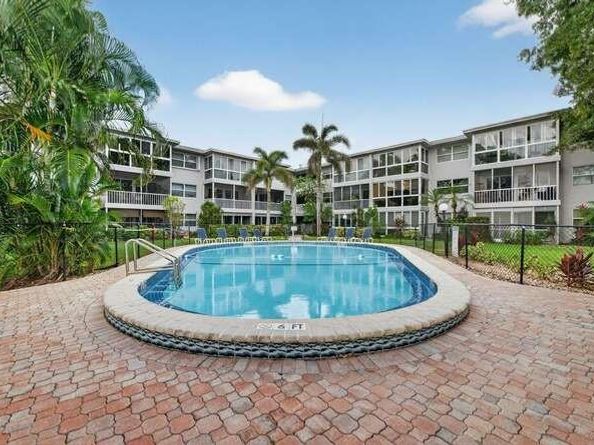 1200 SW 12th St 203, Fort Lauderdale FL 33315