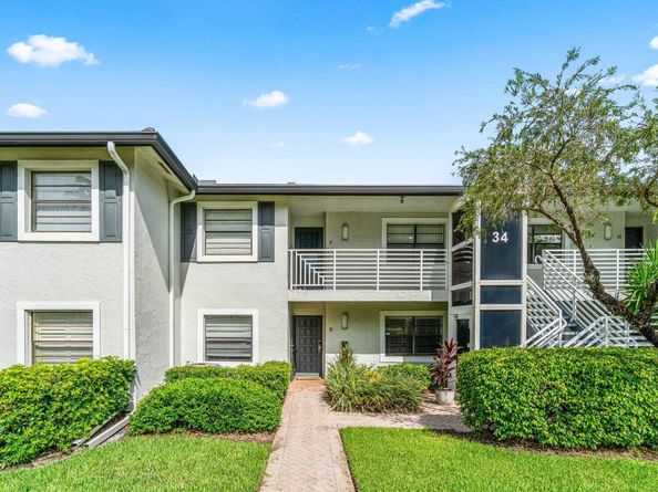 34 Southport Lane E, Boynton Beach FL 33436