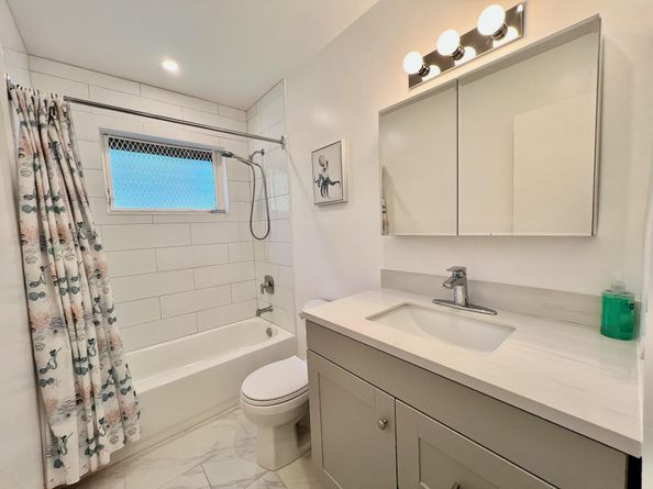 707 S 19th Avenue 7, Hollywood FL 33020