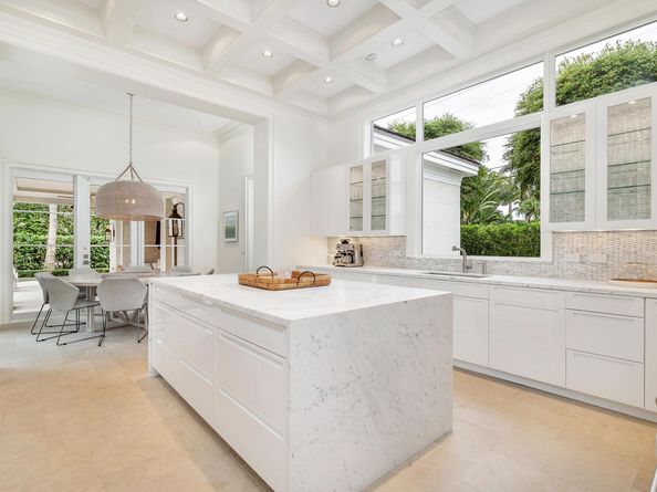 583 N Lake Way, Palm Beach FL 33480