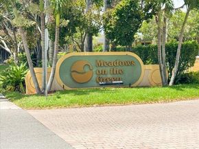 1104 Meadows Circle, Boynton Beach FL 33436