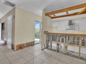 2435 24th Way, West Palm Beach FL 33407