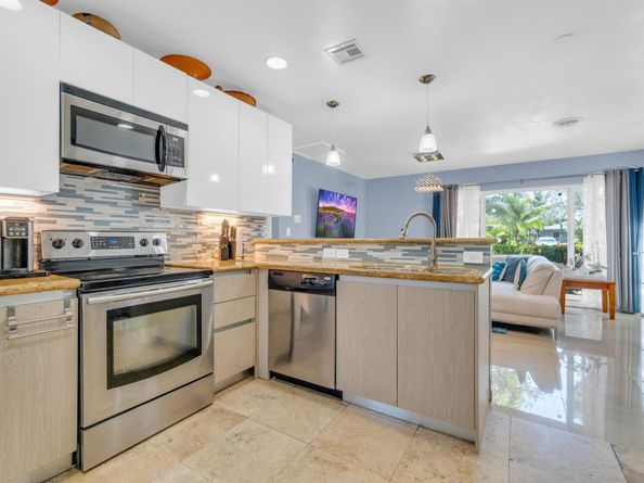2153 62nd Street, Fort Lauderdale FL 33308