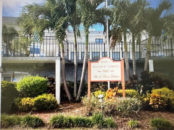 9233 SW 8th St 103, Boca Raton FL 33428